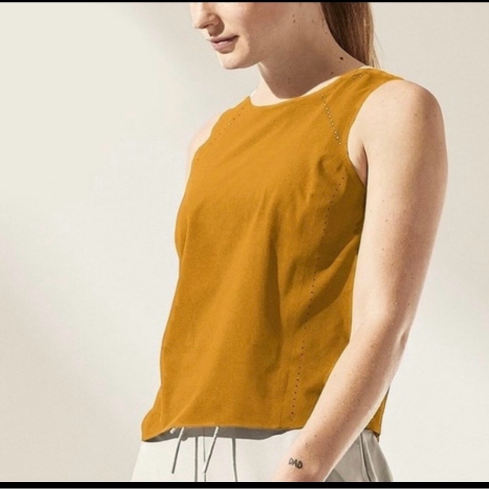 Athleta Terra Crop Tank Top Tuscan Gold Size Small